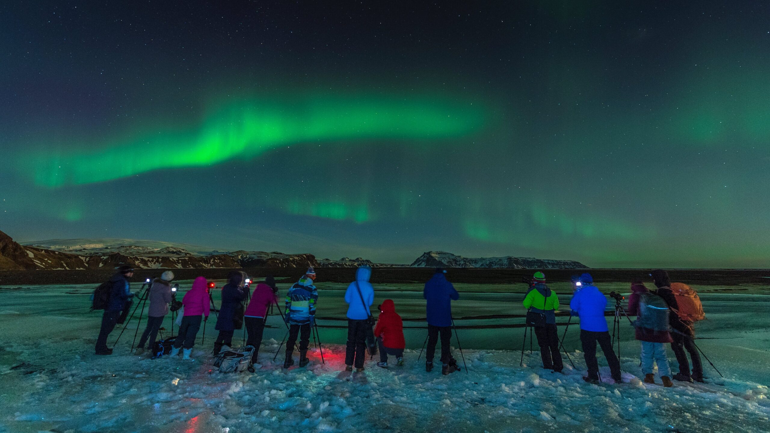 pexels-ken-cheung-6828432-edited-scaled Aurora Boreal e Aurora Austral: A ciência das Auroras revelado